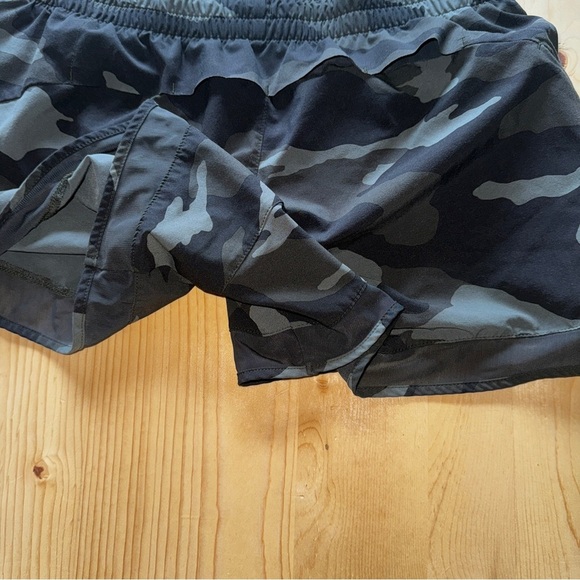 Athleta Black Camo Athletic Shorts - Picture 4 of 5